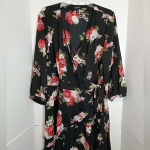 Torrid Women's Wrap Top Size 1X